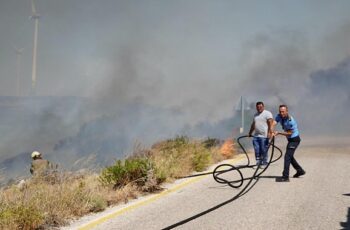 İzmir İtfaiyesi yangınlar için seferber oldu