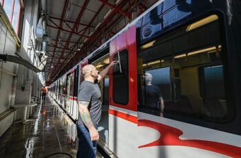 İzmir’in toplu ulaşım araçları tertemiz