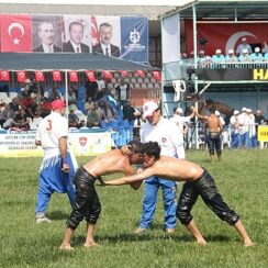 Kocaeli’de yiğitler er meydanına çıkıyor