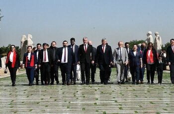 Lüleburgaz Belediye Başkanı Dr. Murat Gerenli Anıtkabir’deydi