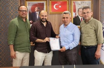 Akdurak Mahallesinde Tapu Dağıtımına Başlandı