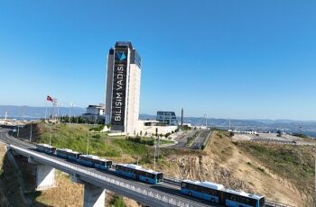 Büyükşehir, 10 yeni otobüsü daha filosuna kattı