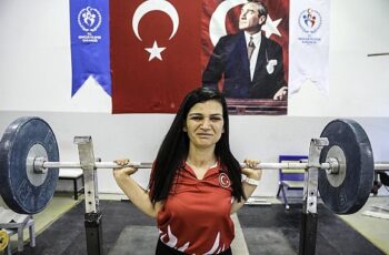 Çankaya Belediyesinin Görme Engelli Milli Sporcusu Bircan Şimşek Dünya Şampiyonasına Hazırlanıyor