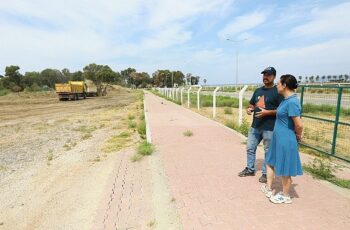 Efes Selçuk Belediye Başkanı Filiz Ceritoğlu Sengel kent genelinde devam eden çalışmaları inceledi