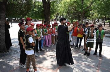 Genç KOMEK Öğrencileri Konya’nın Tarihi Şahsiyetlerini Yakından Tanıyor