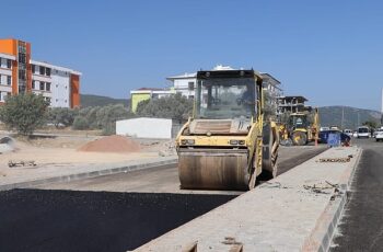 Kemalpaşa ve Menderes’in yolları yenileniyor