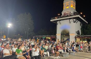 Kemer’de, Kemer Belediyesi’nin destekleriyle Uluslararası Genç Yetenekler Festivali organize edildi