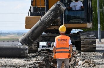 Lüleburgaz Belediyesi’nden 6 kilometrelik kanalizasyon hattı