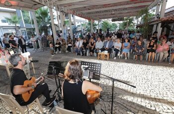 Madımak Katliamı’nın 31.yılında Narlıdere Belediyesi tarafından düzenlenen anma programında duygusal anlar yaşandı