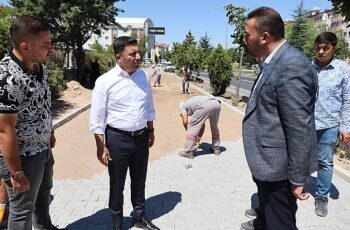 Nevşehir Belediye Başkanı Rasim Arı Mahallelerimizin altyapı ve üstyapı problemlerini çözüme kavuşturmak için büyük bir gayretle çalışıyoruz.” dedi.