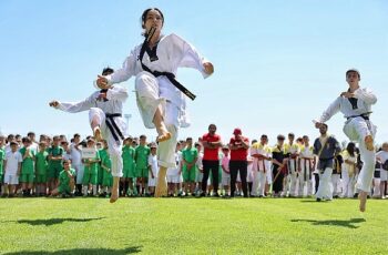 Sivas Belediyespor bünyesinde her yıl geleneksel olarak düzenlenen yaz spor okulu bu sene de kapılarını açtı