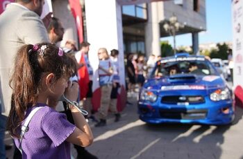 Türkiye otomobil sporları tarihinin en önemli yarışlarından biri olan Hitit Rallisi, 3 yıllık aradan sonra 48. kez Keçiören’de verilen startla başladı