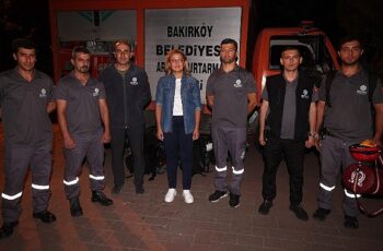 Bakırköy Belediyesi Arama Kurtarma Timi Yangın Bölgesinde