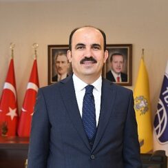 Başkan Altay: “Malazgirt Zaferi Tarihe Yön Veren Bir Kahramanlık Destanıdır”