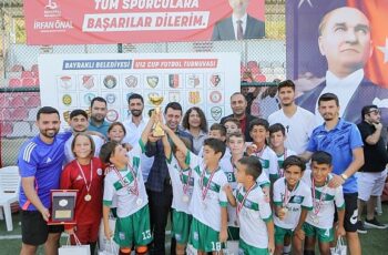 Bayraklı’daki futbol turnuvasında muhteşem final