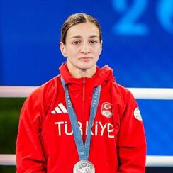 Buse Naz Çakıroğlu Olimpiyat İkincisi