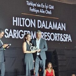 HIlton Dalaman Sarıgerme Resort & Spa, QM TourIsm Awards 2023’te En İyi FETHİYE Aile Oteli Seçildi!