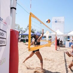 Kalamış’ta Plaj Voleybolu Turnuvası Başladı