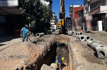 Kartepe’de Altyapı Çalışması Gece Gündüz Demeden Sürüyor