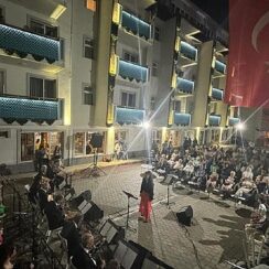 Oylat’ta Musiki Tadında Gece