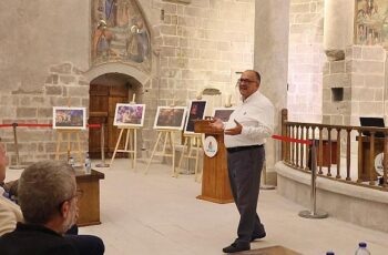 Profesyonel Turist Rehberi ve Yazar Serhan Güngör ile ‘Türkiye Tarihine Türkiye Sınırları Dışından Bakış’ adlı söyleşi Meryem Ana Kilisesi’nde yapıldı.