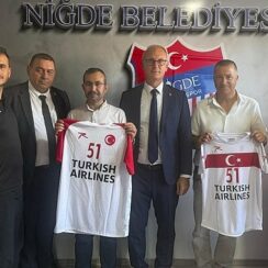 Türkiye Hentbol Federasyonu Başkanı Uğur Kılıç Niğde’de hentbol için önemli temaslarda bulundu