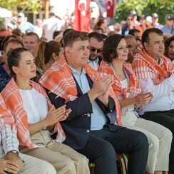 12. Kavacık Üzüm Festivali başladı Başkan Tugay: Üreticilerimizin her zaman yanında olacağız