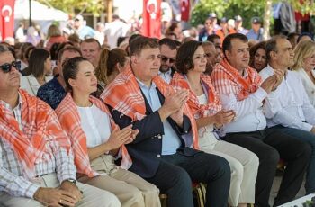 12. Kavacık Üzüm Festivali başladı Başkan Tugay: Üreticilerimizin her zaman yanında olacağız