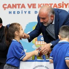 Başkan İbrahim Sandıkçı: “Tüm öğrencilerimize çanta ve kırtasiye seti hediye edeceğiz”