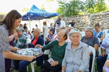 Buca Belediyesi Alzheimer’a karşı farkındalık yarattı