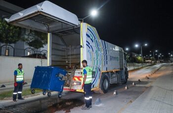 Buca’nın en büyük hastanesinde temizlik çalışması