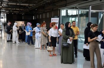 Büyükşehir Konservatuvarı’na girmek için yoğun katılım