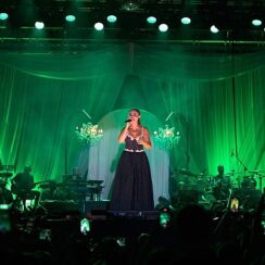 İEF Çim Konserleri’nde Derya Bedavacı’yla İzmir rüzgarı