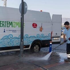 İzmir’de çöpün yolculuğu 2 günde “bir dünya turu” kadar