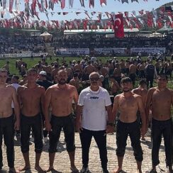 Kahramankazan Belediyespor’un yetenekli güreşçisi Ümit Nusret Terzi, geleneksel 2. Gazi Paşa’yı Anma Yağlı Pehlivan Güreşleri’nde önemli bir başarıya imza attı