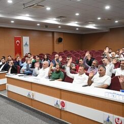 Kartepe’de Eylül Ayı Meclis Toplantısı Yapıldı