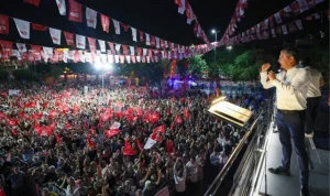 CHP Lideri Özgür Özel: “Bu Haksızlığa ve Adaletsizliğe Meydan Okumaya, Ekrem Başkanın Peşinden İktidara Yürümeye Var Mısınız?”
