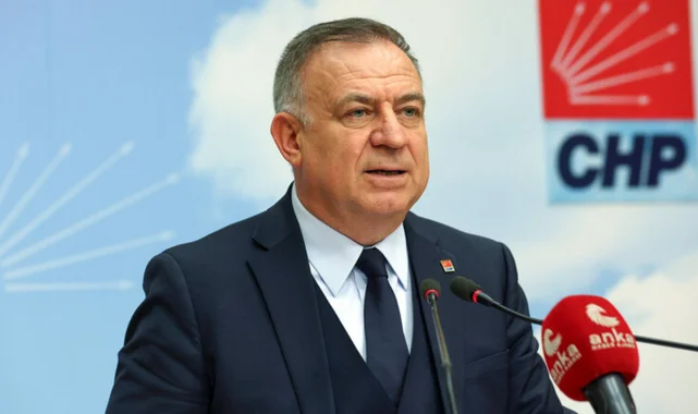 Gökan Zeybek’ten Bakan Tekin’e: Biz CHP Olarak Halkımıza Hakaret Etmiyoruz; Halkımıza Hizmet Ediyoruz