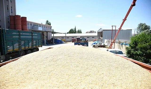 “Çiftçimizin Emeği Kutsaldır”
