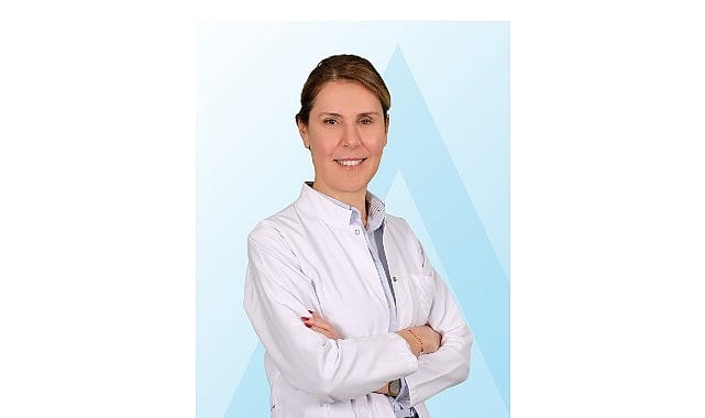 Çocuğunuzu “kusuyor” diye susuz bırakmayın!