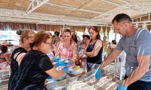 ​Konak’ta yaz okulu denizde final yaptı