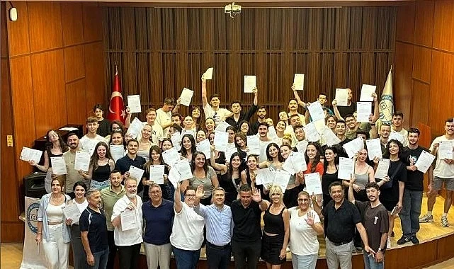 Ege Üniversitesi Devlet Türk Musikisi Konservatuarından “Uca Dağlar” Turnesi